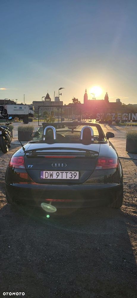 Audi TT Roadster - 8