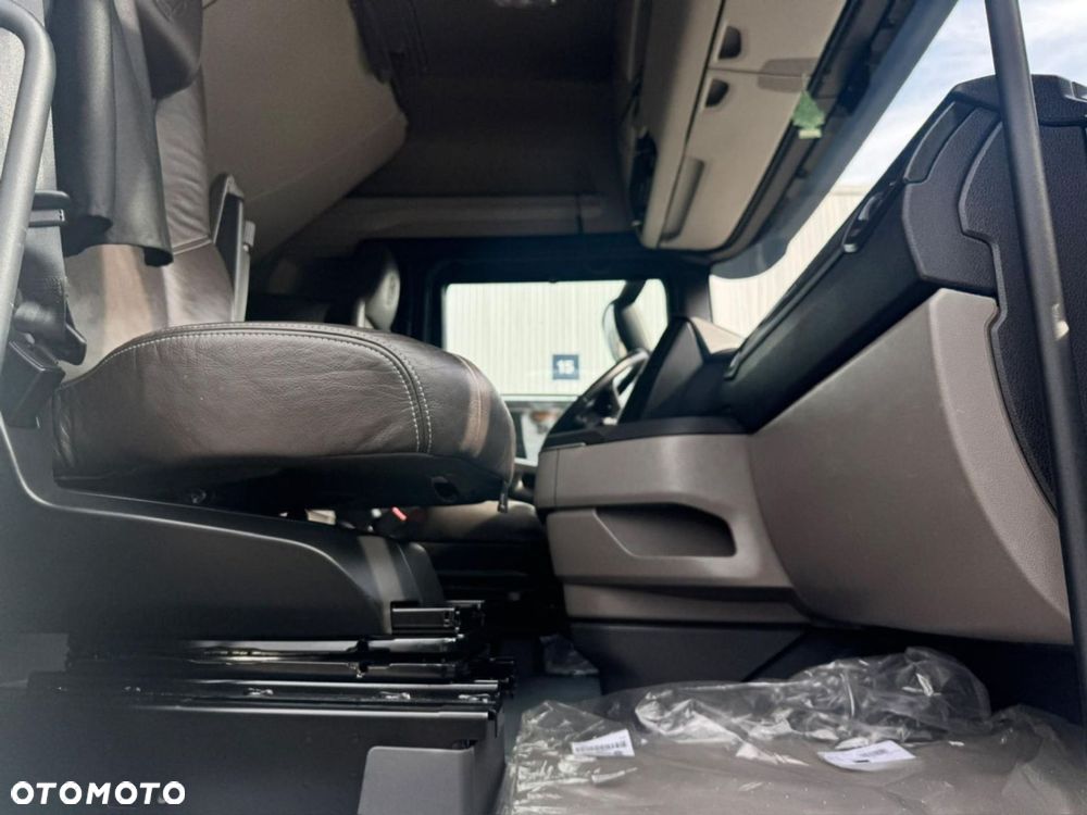 Scania S500 A4X2NA Standard Nowe opony tył - 15