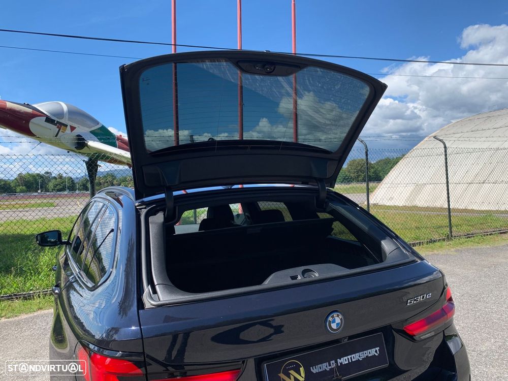 BMW 530 e Pack Desportivo M Pro - 49