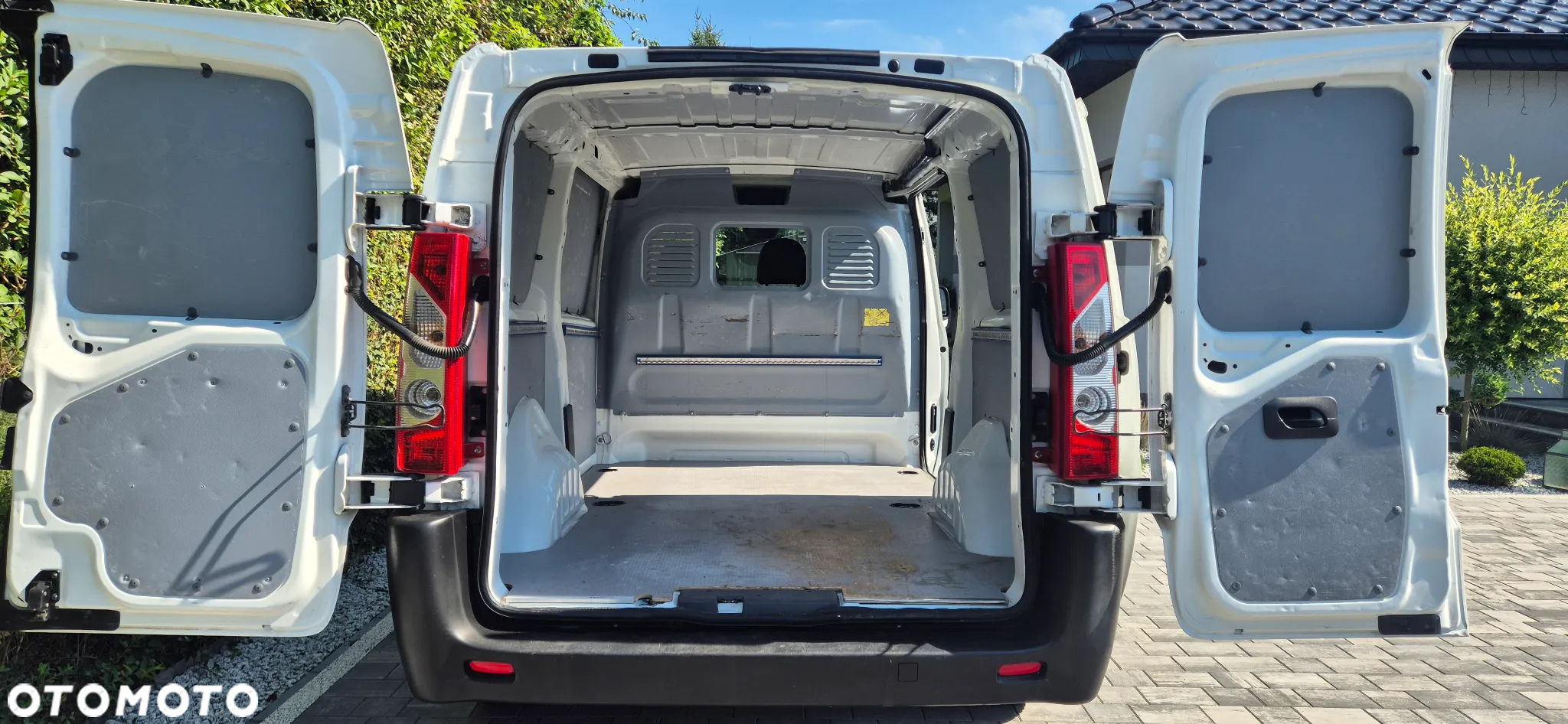 Peugeot Expert - 11