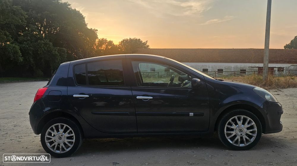 Renault Clio 1.2 16V Dynamique - 4