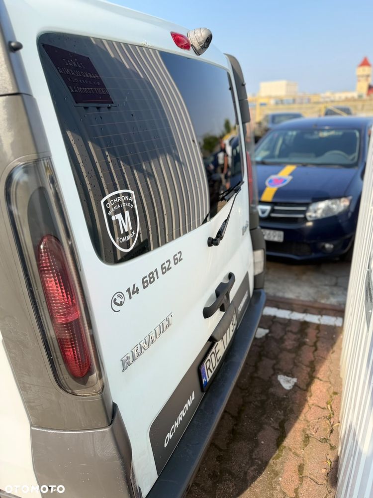 Renault Trafic - 2