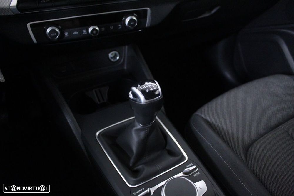 Audi Q2 30 TFSI Advanced - 33