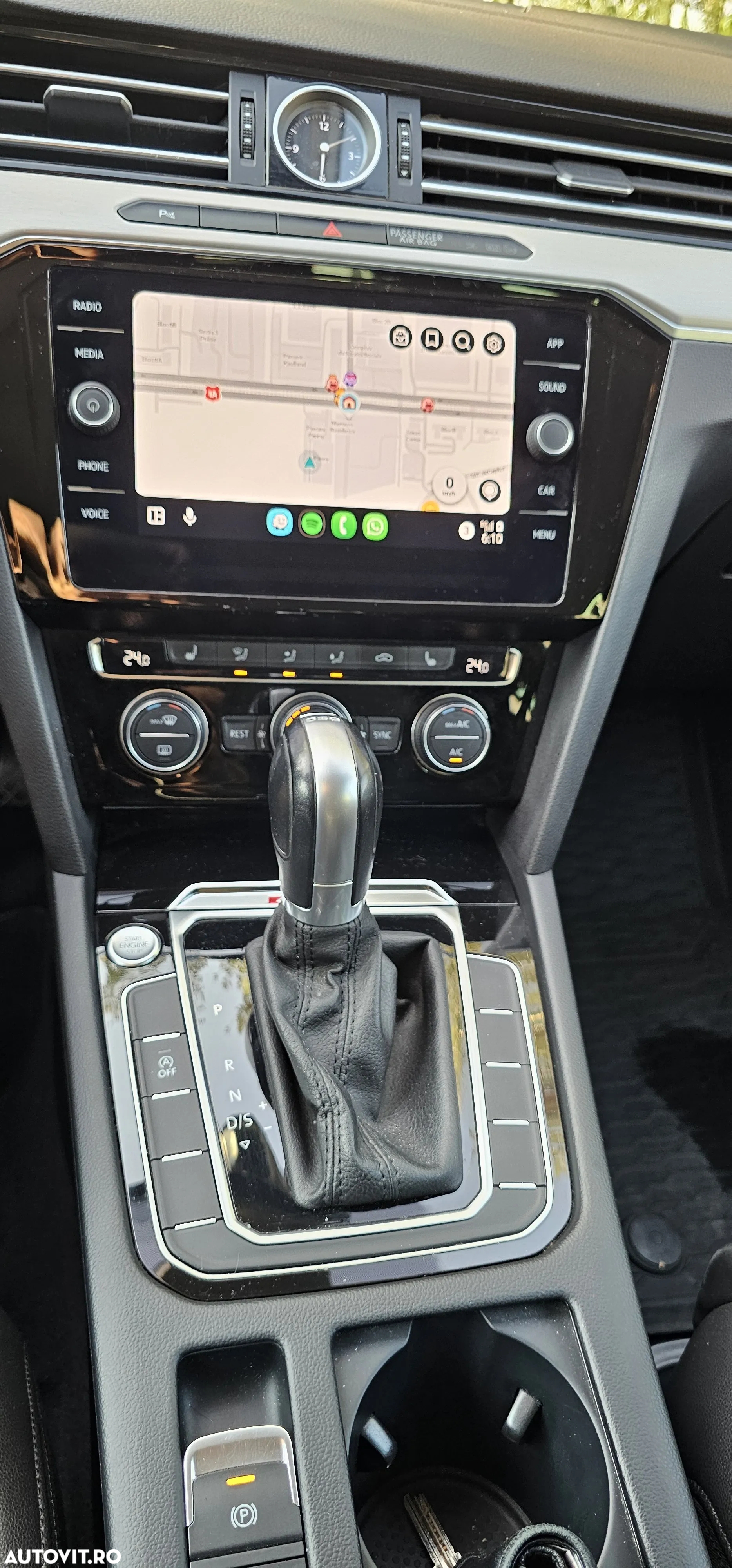 Volkswagen Passat Variant 2.0 TDI DSG 4Motion Highline - 12
