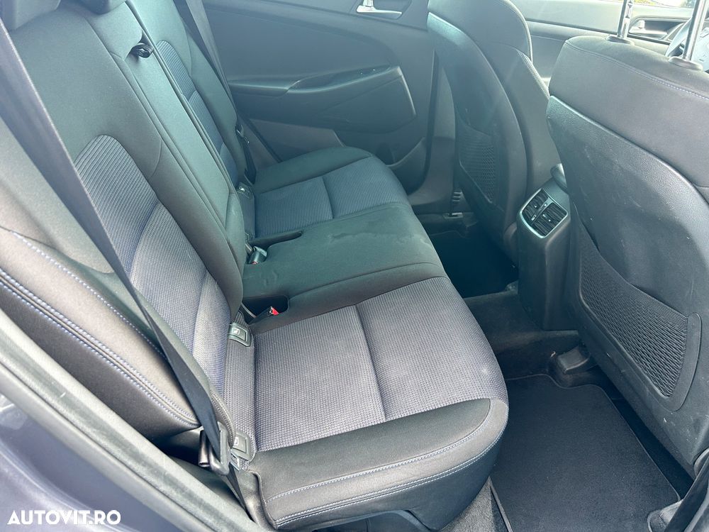 Hyundai Tucson blue 1.7 CRDi 2WD Advantage - 11