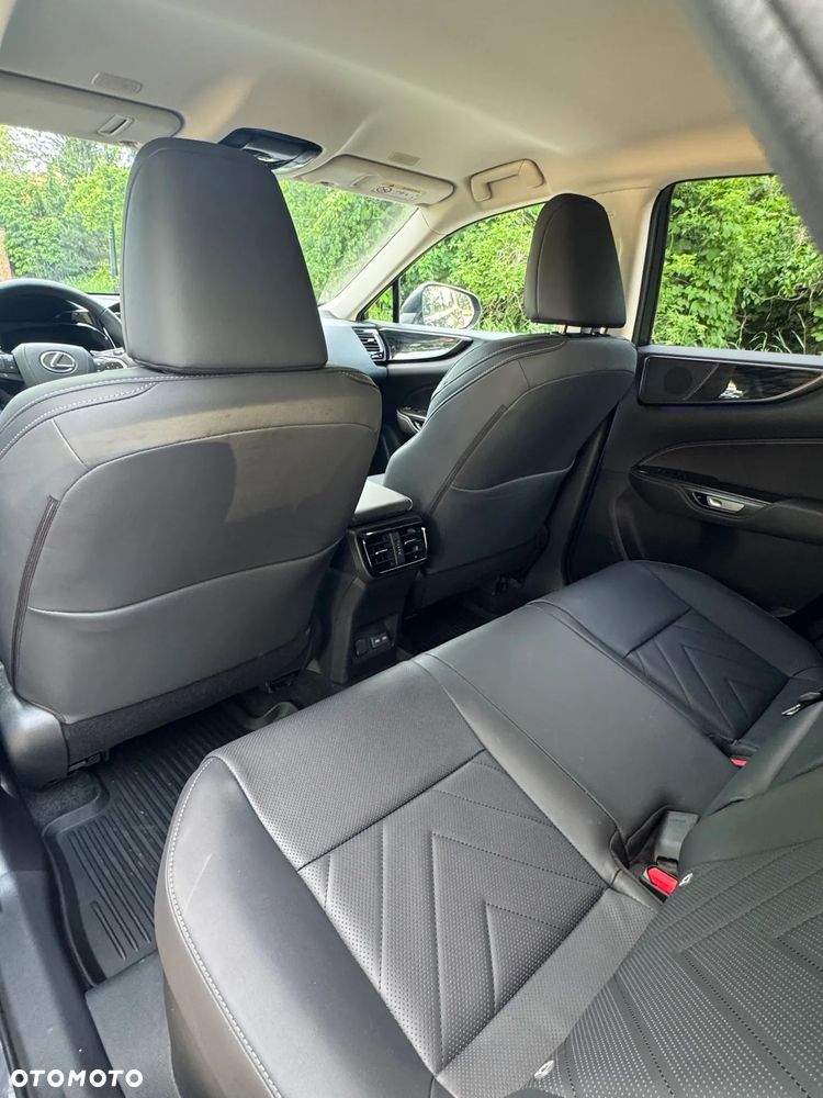 Lexus NX 350h Prestige AWD - 10