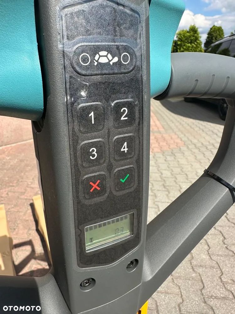 Jungheinrich AME15 - 4