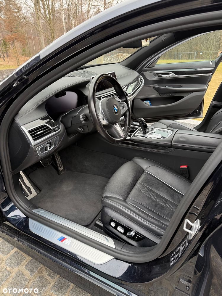 BMW Seria 7 750d xDrive sport - 12