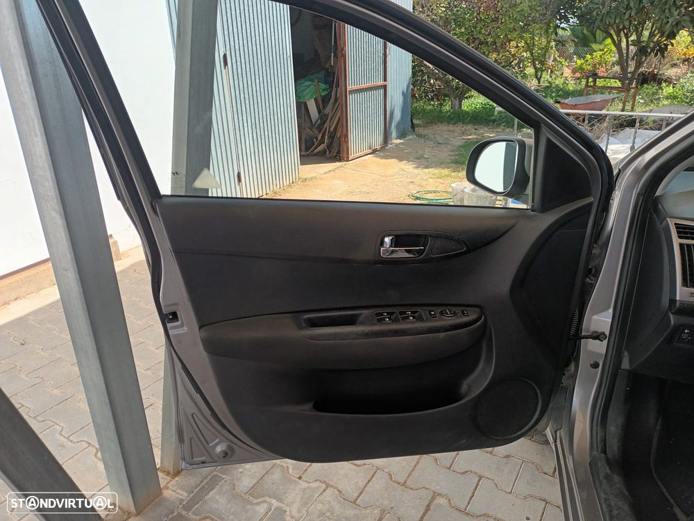 Hyundai i20 - 11