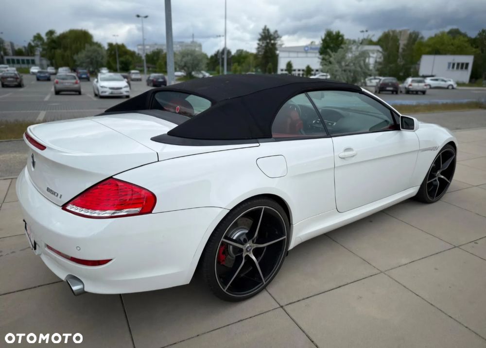 BMW Seria 6 650 i - 12