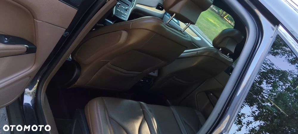 Lincoln MKC - 31