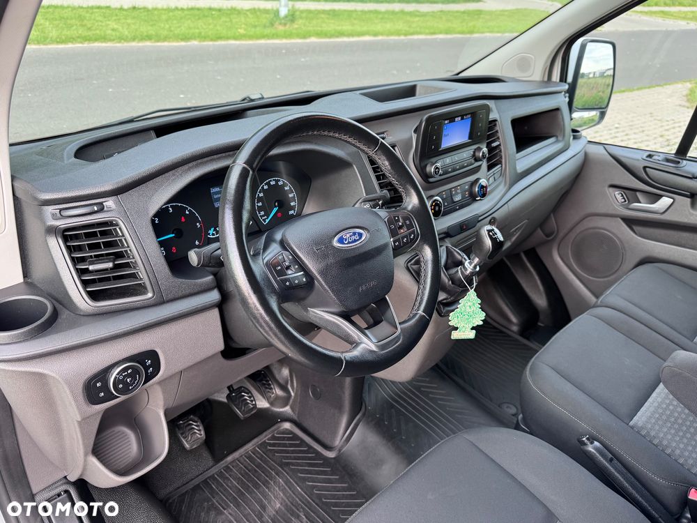 Ford TRANSIT CUSTOM - 29