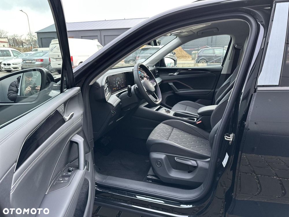 Volkswagen Tiguan - 35