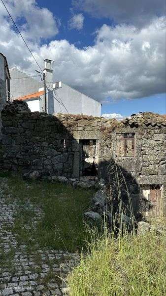 Vende-se pedra e local - Grande imagem: 3/8