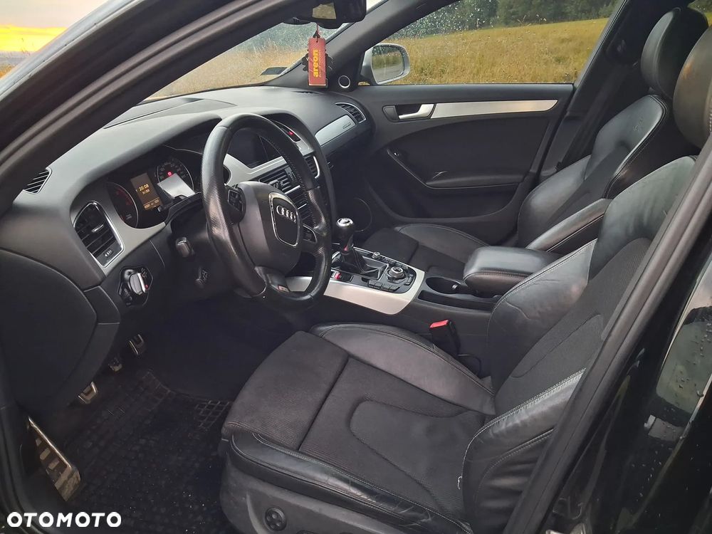 Audi A4 Avant 3.0 TDI Quattro - 15