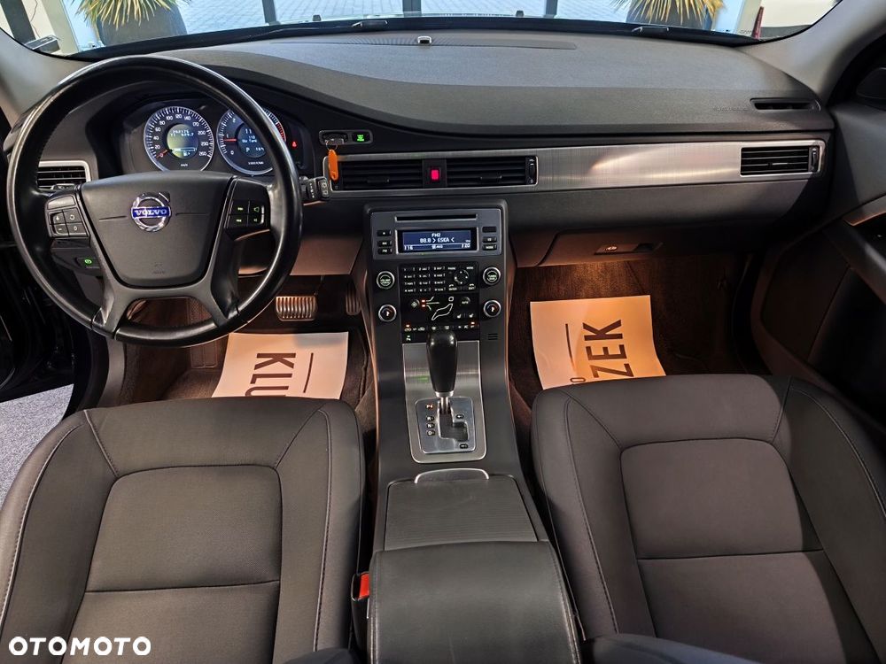 Volvo V70 D4 Geartronic Kinetic - 9