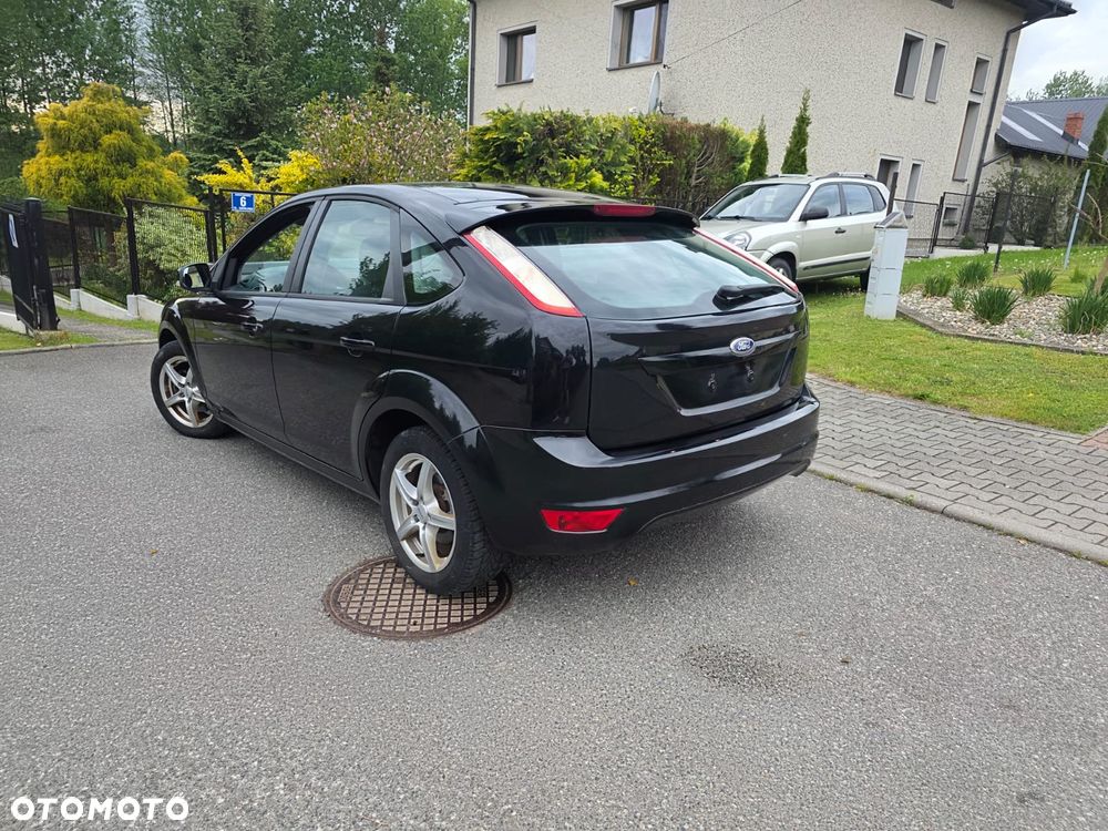 Ford Focus 1.8 Black Magic - 36