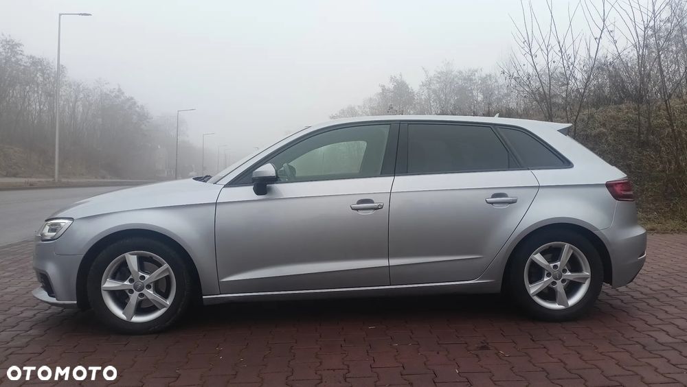 Audi A3 Sportback 1.4 TFSI CoD S tronic - 3