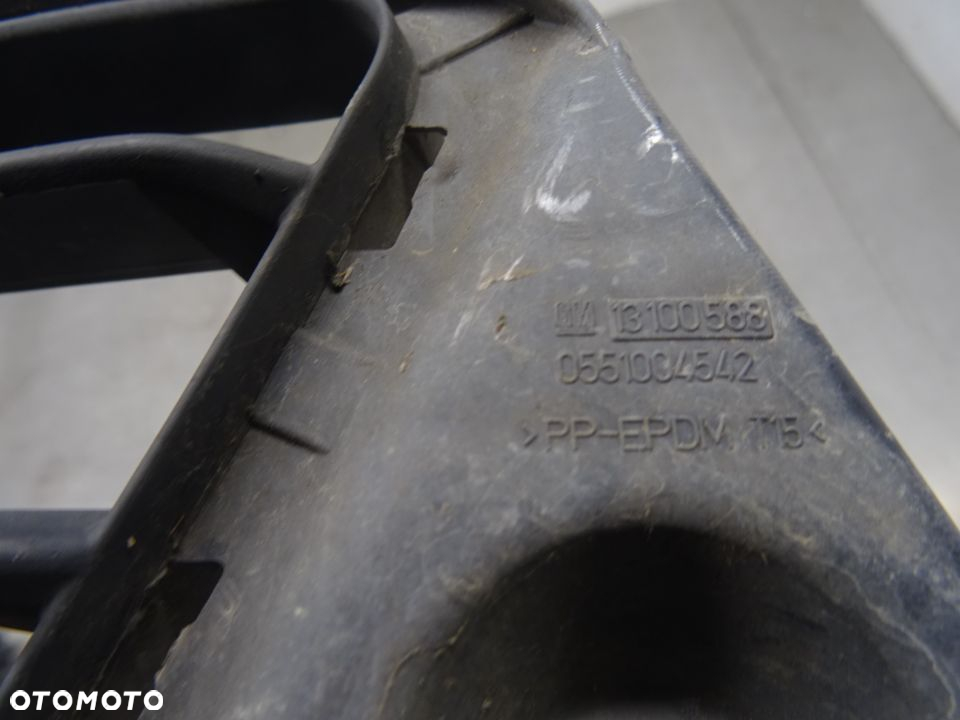 OPEL VECTRA C SIGNUM 02-05 KRATKA ZDERZAKA ŚRODKOWA - 3