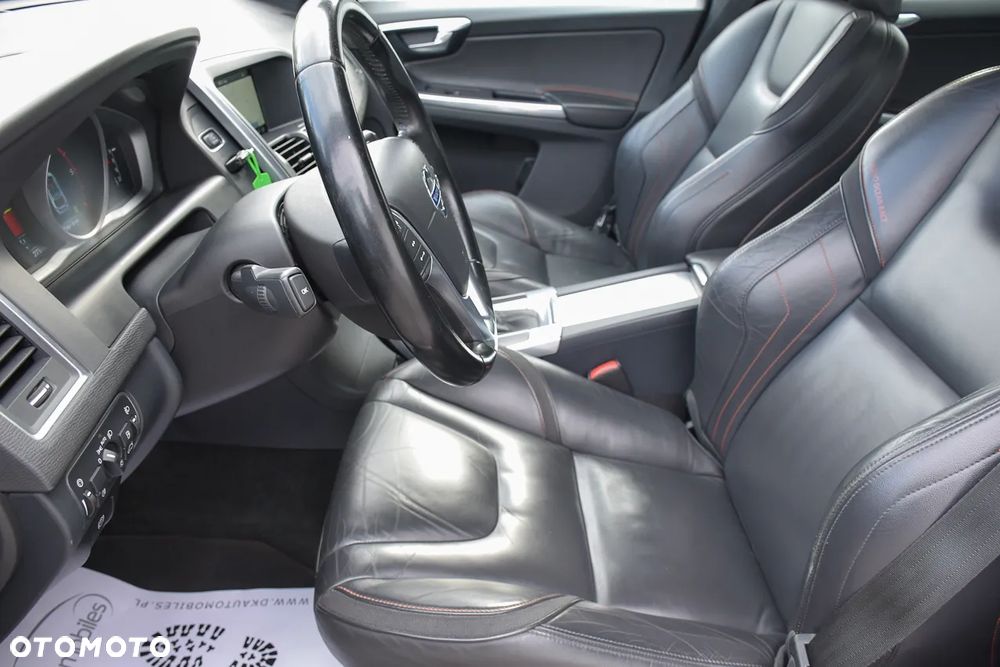 Volvo XC 60 D4 Geartronic Ocean Race - 22