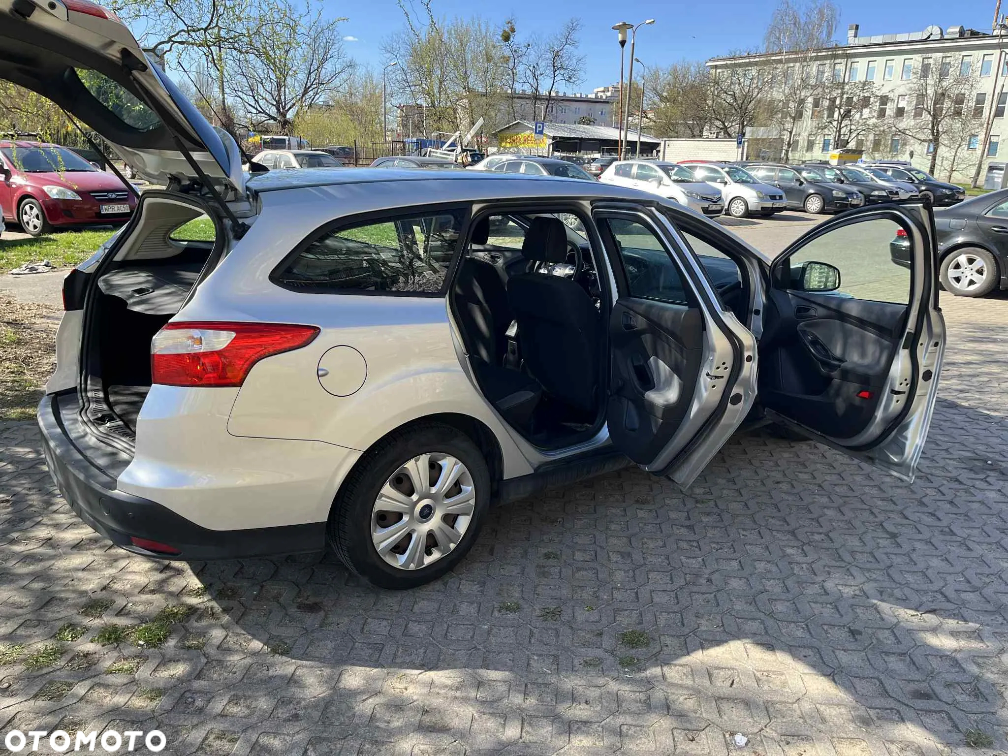 Ford Focus 1.6 Ambiente Start - 12