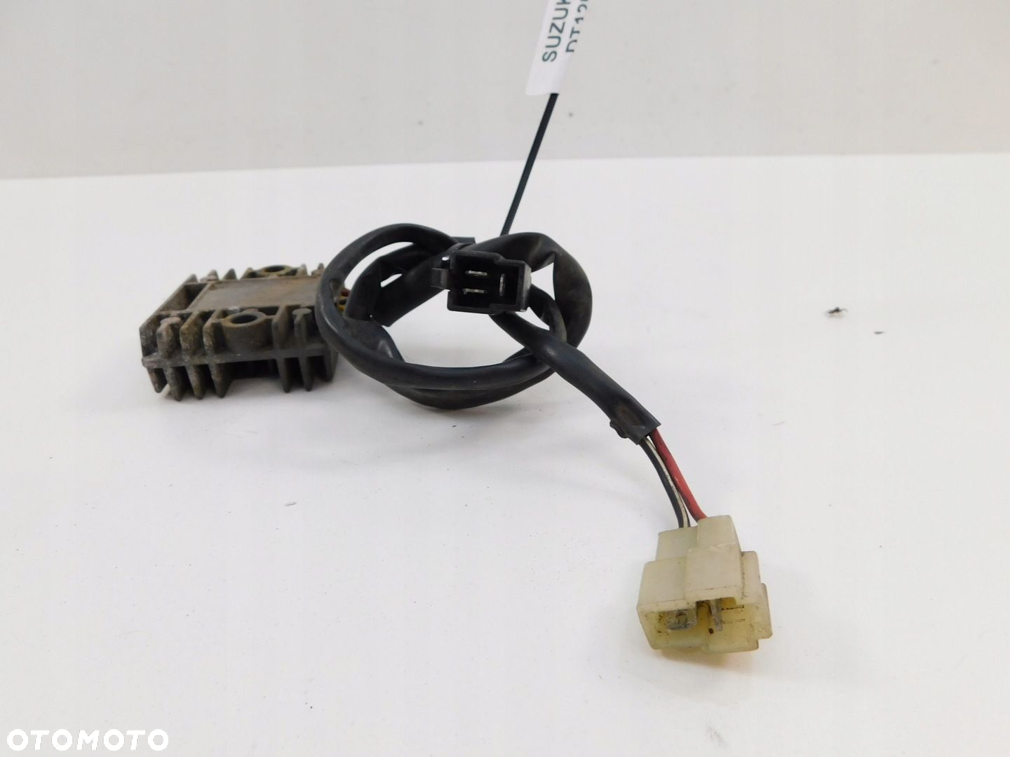 SUZUKI DF 125 REGULATOR NAPIĘCIA - 2