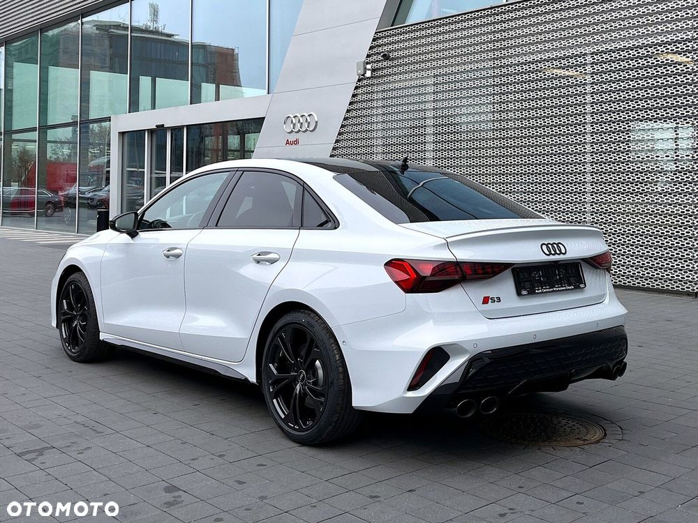 Audi S3 Limousine - 11
