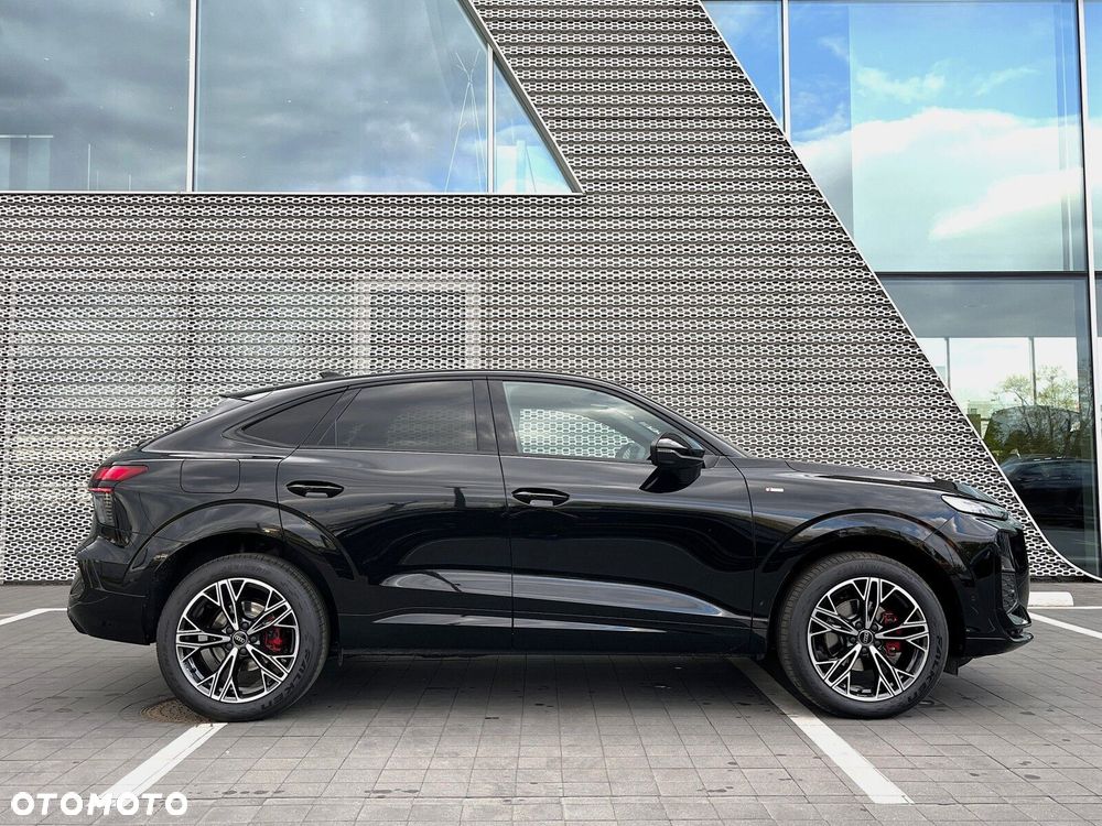 Audi Q3 Sportback - 2