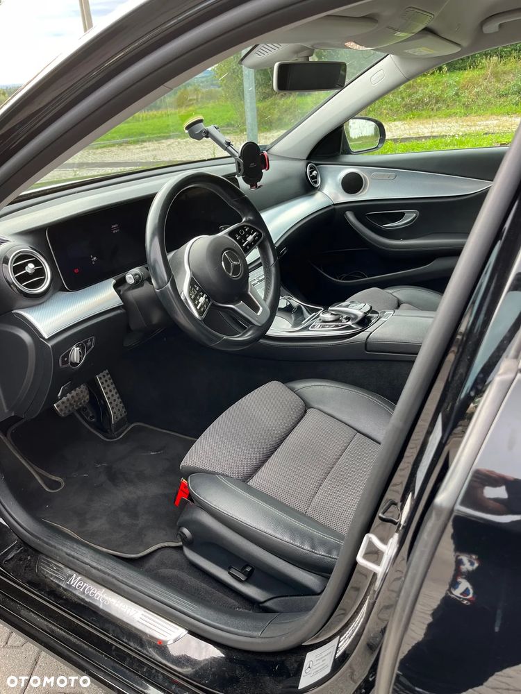 Mercedes-Benz Klasa E 200 d 9G-TRONIC - 6