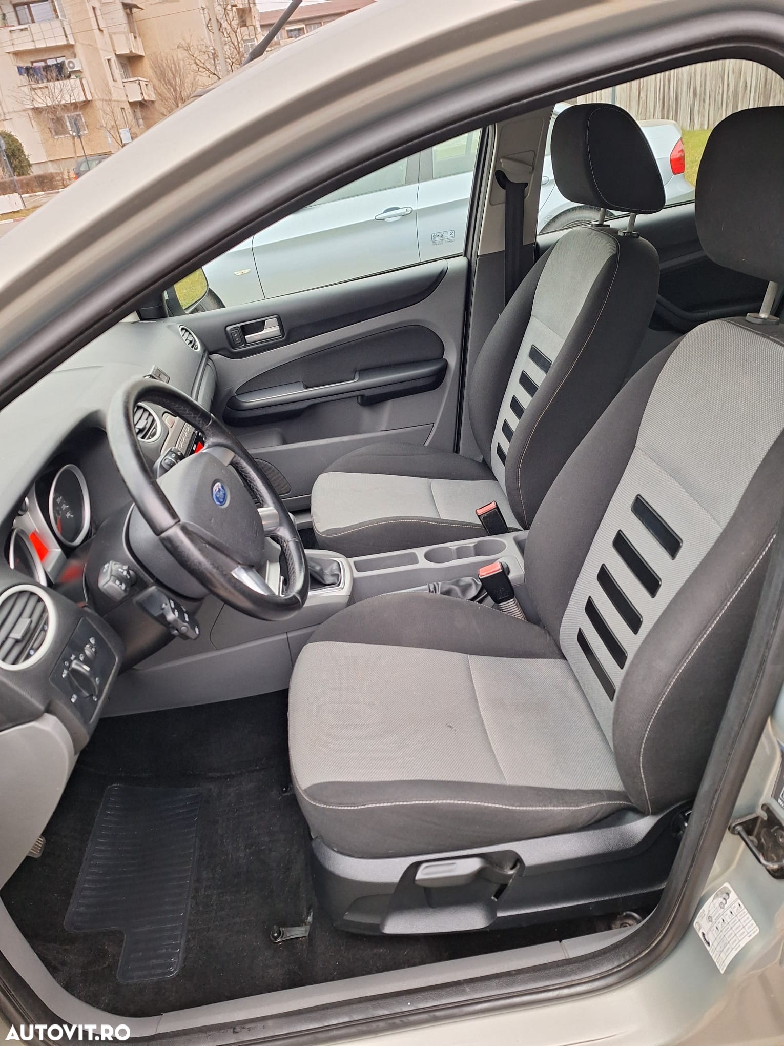 Ford Focus 1.6 TDCi Ambiente - 14
