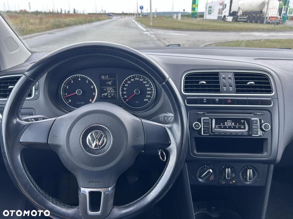 Volkswagen Polo - 13