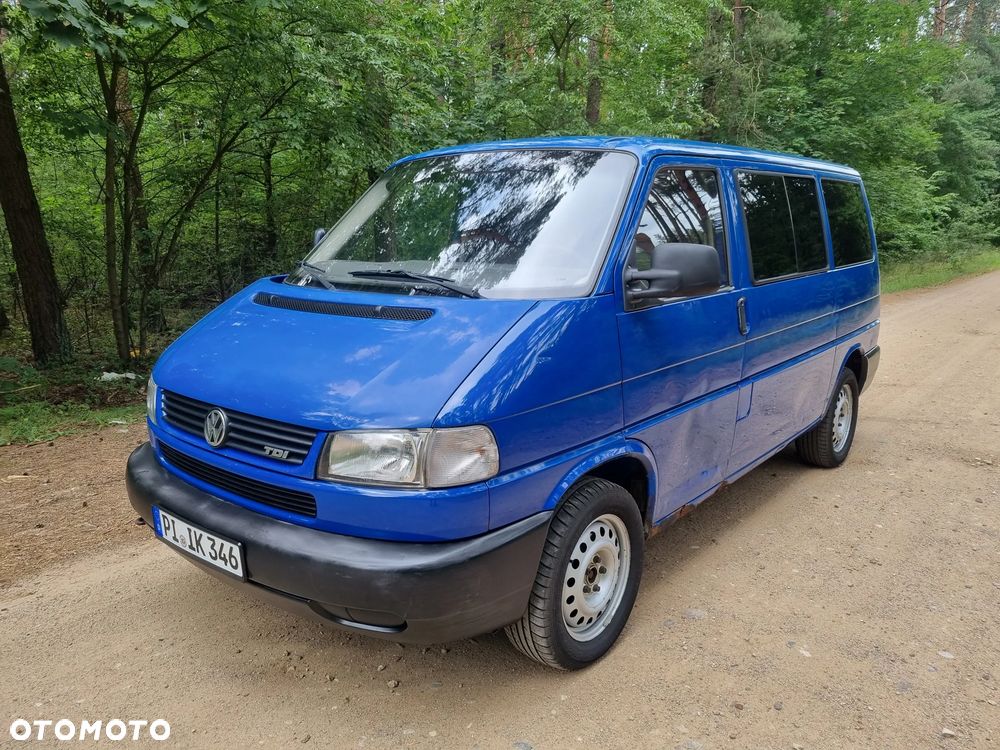 Volkswagen Multivan - 2