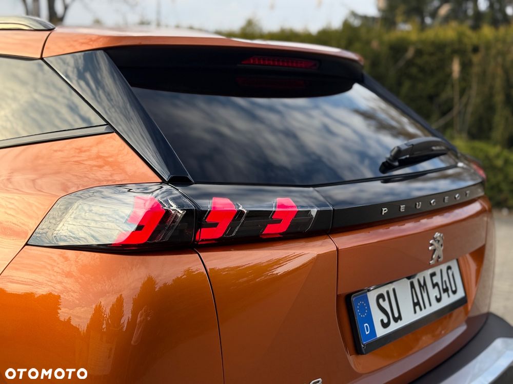 Peugeot 2008 BlueHDi 130 EAT8 Allure Pack - 34
