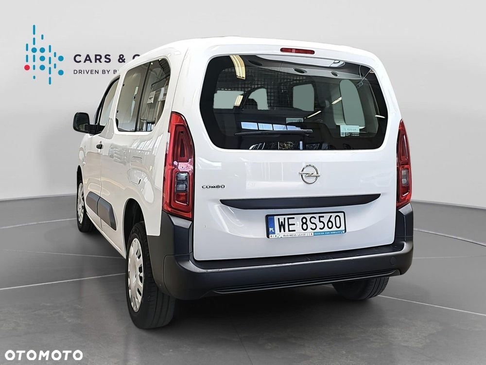Opel Combo 1.5 DT Edition 102KM - 28