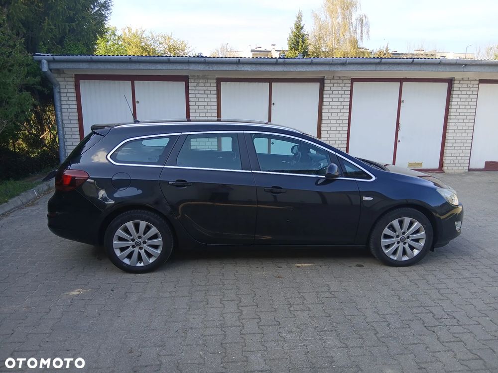Opel Astra 1.7 CDTI DPF Cosmo - 5