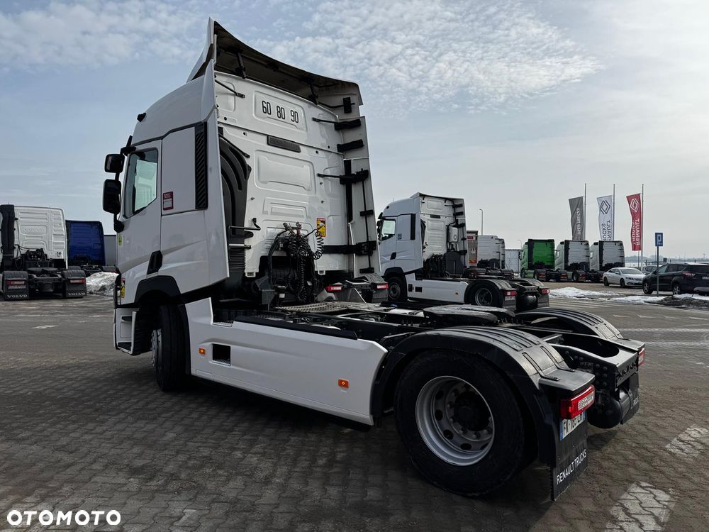 Renault T480 Sleeper Cab - 4