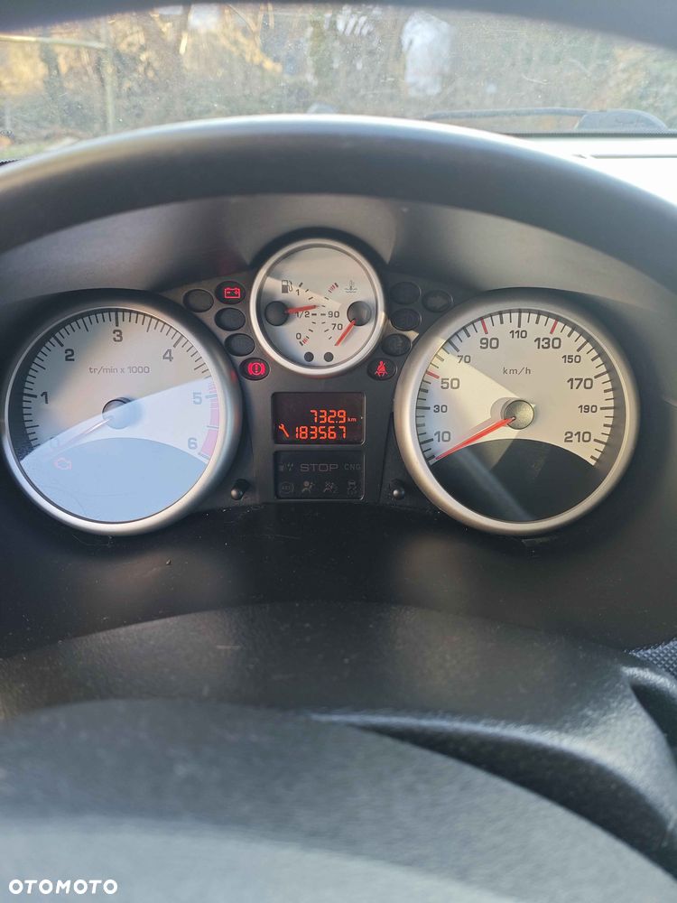 Peugeot 206 plus 1.4 HDI Presence Euro5 - 8