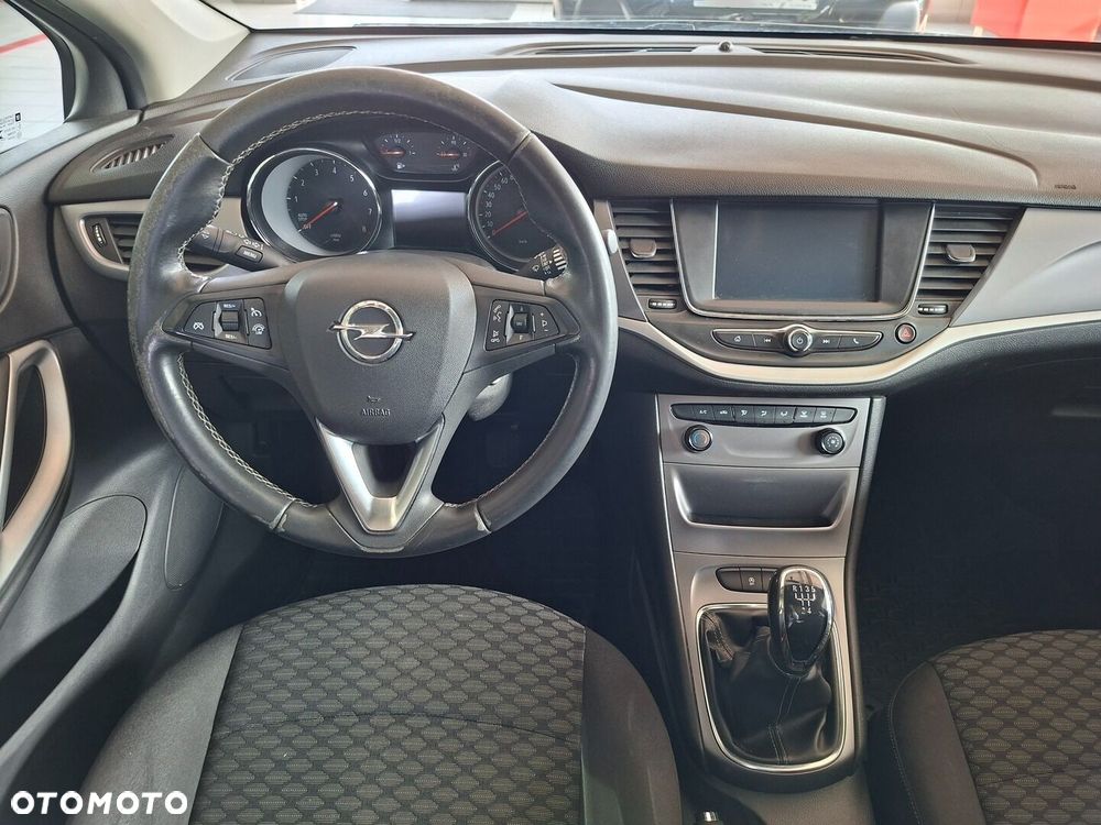 Opel Astra - 12