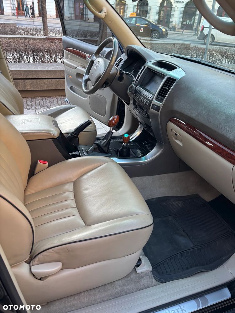 Toyota Land Cruiser 3.0 D Luna - 7