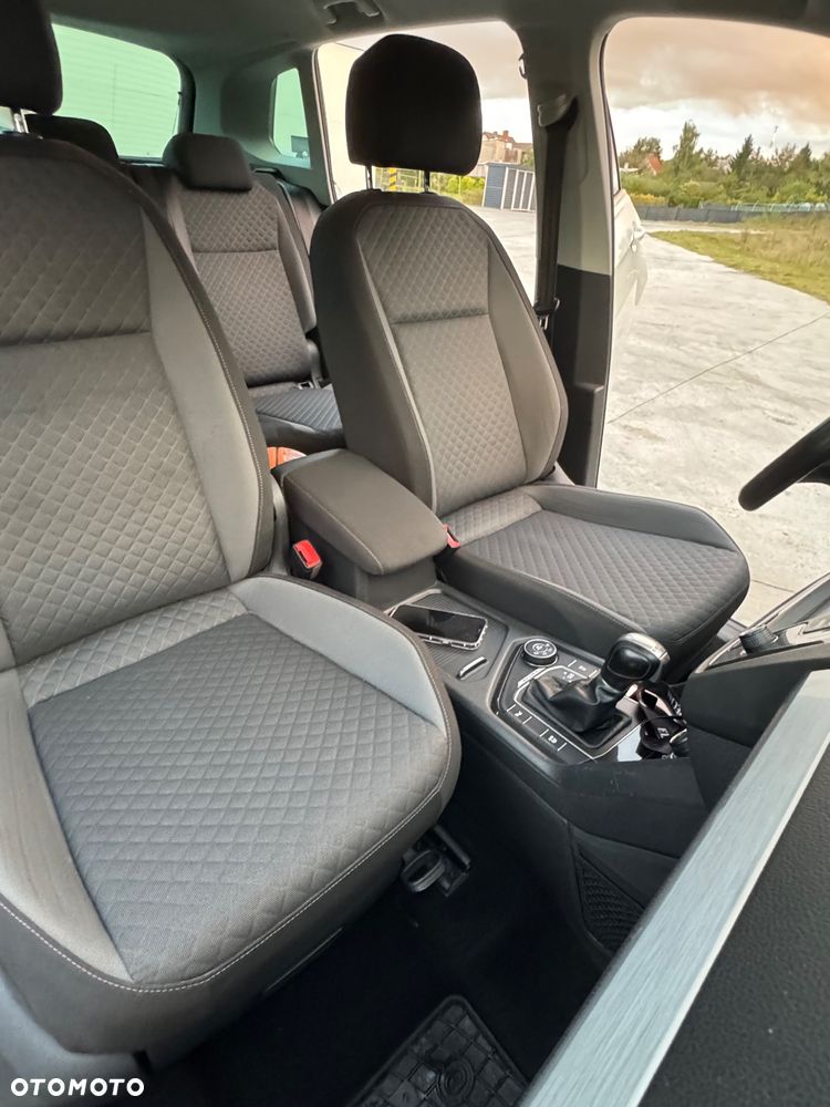 Volkswagen Tiguan - 22