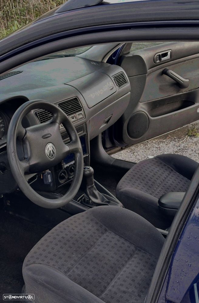 VW Golf 1.4i Confort - 2