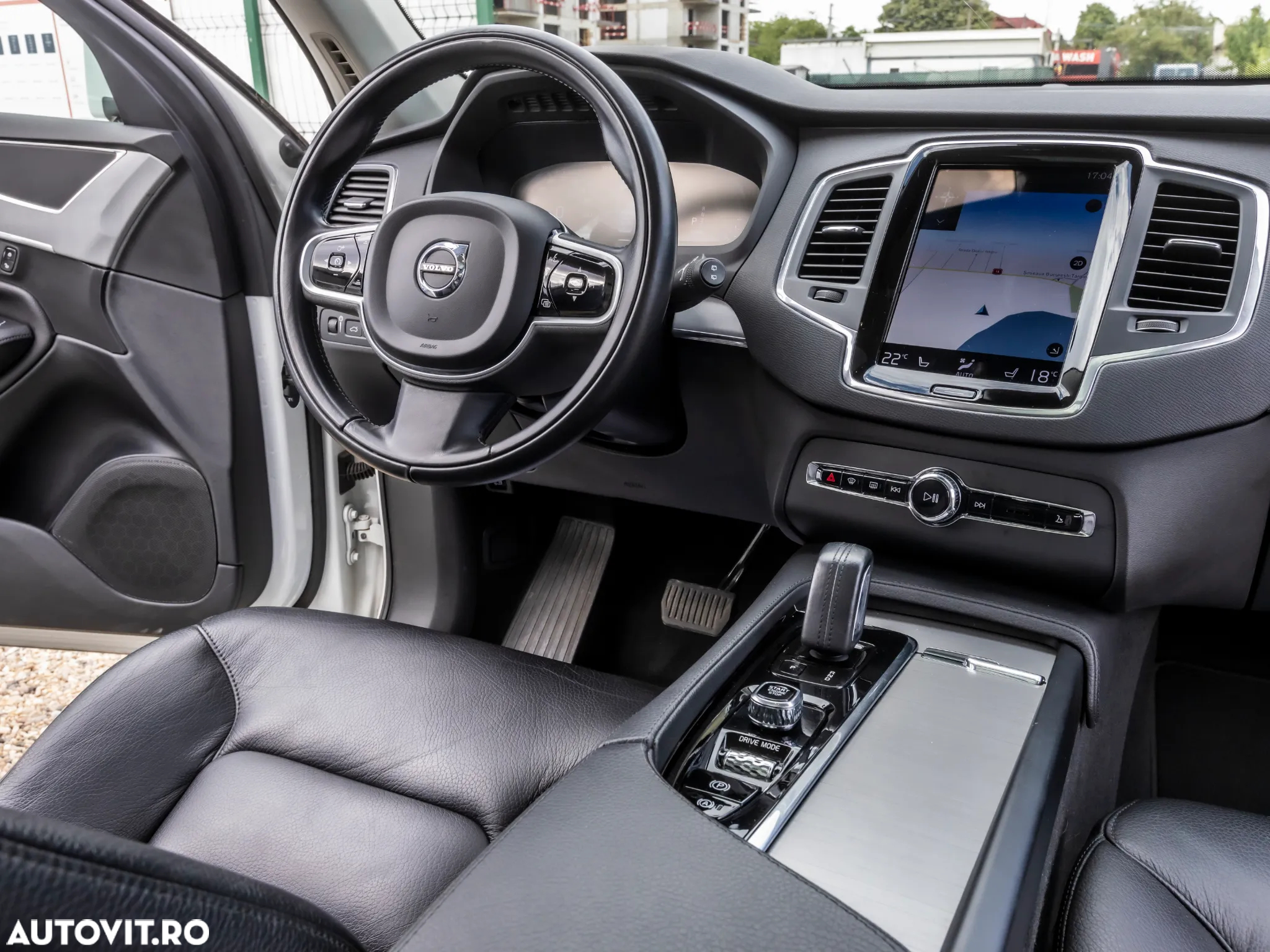 Volvo XC 90 T8 AWD Twin Engine Geartronic Momentum - 7