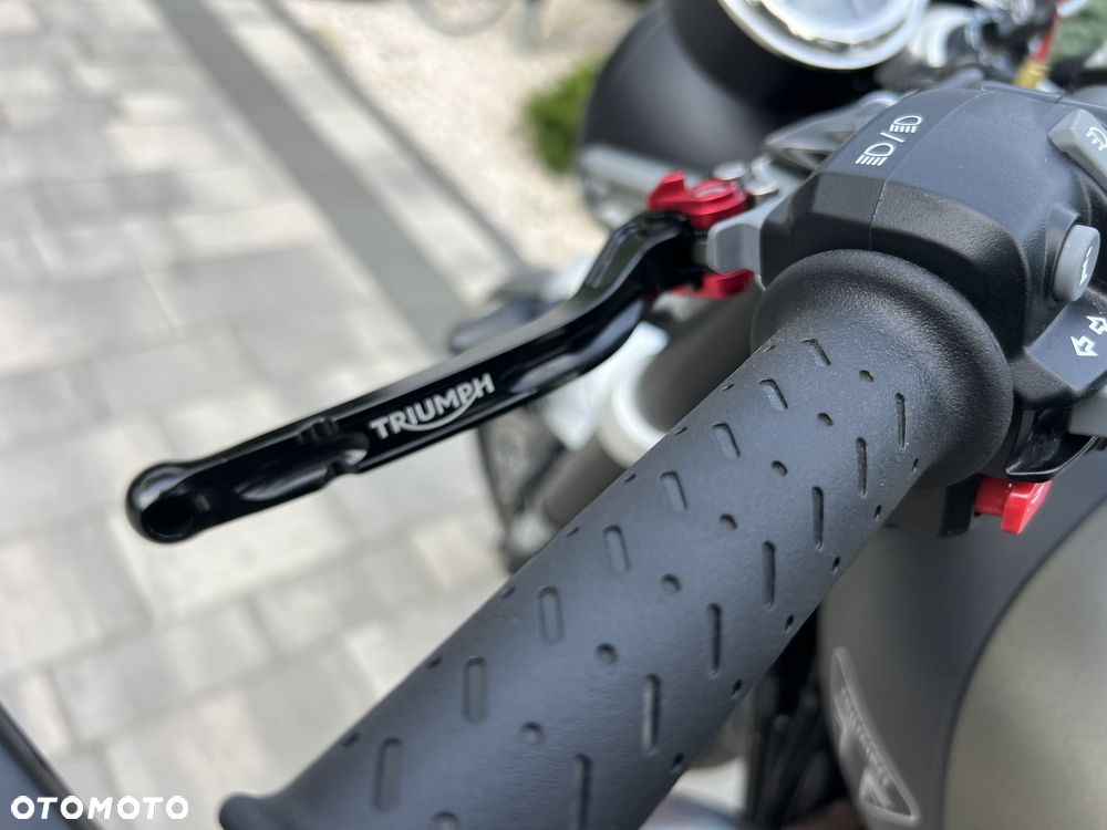 Triumph Speed Twin - 8