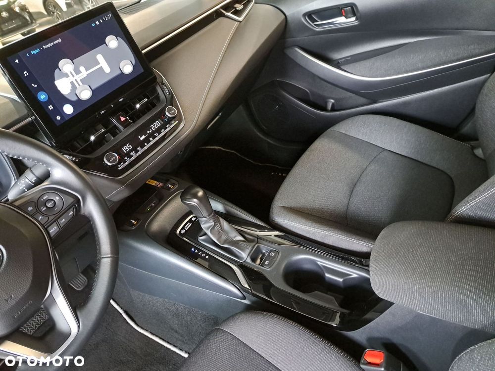 Toyota Corolla 1.8 Hybrid Comfort - 30