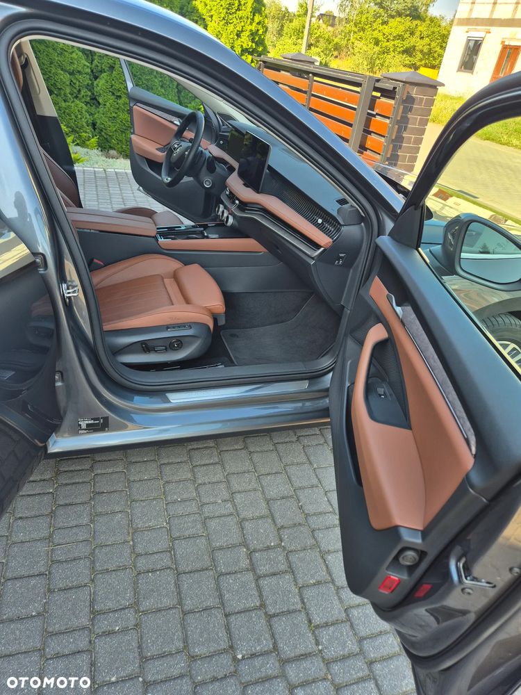 Skoda Superb 2.0 TDI SCR L&K DSG - 17
