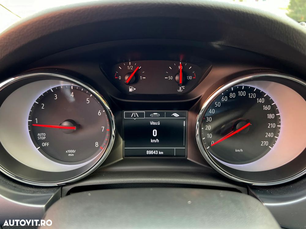 Opel Astra Sport Tourer 1.2L Turbo Start/Stop Business Edition - 18