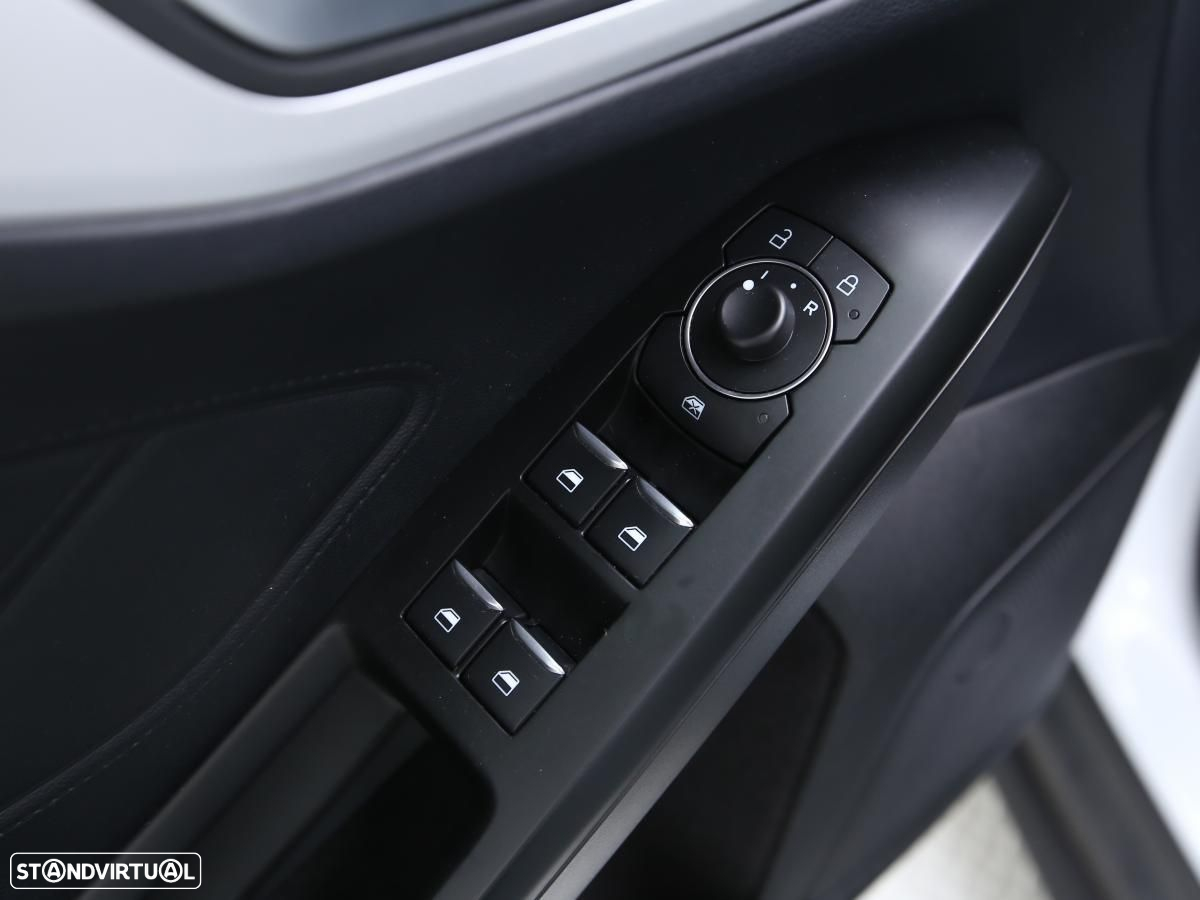 Ford Focus 1.5 TDCi EcoBlue Connected - 14