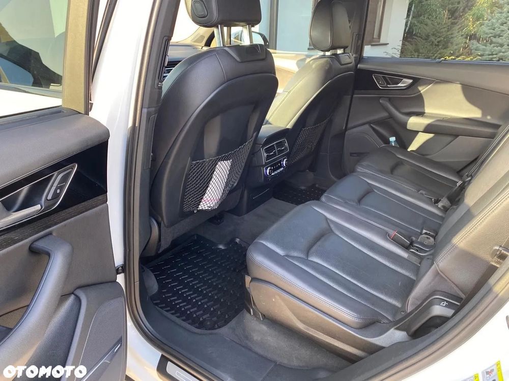 Audi Q7 - 34