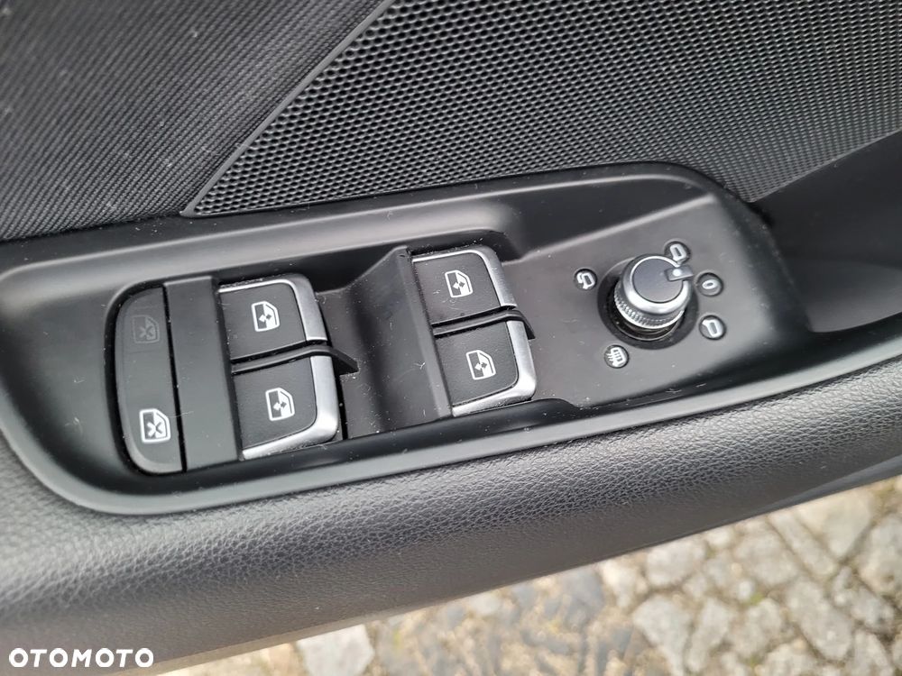 Audi A3 Limousine 30 TDI S tronic sport - 19