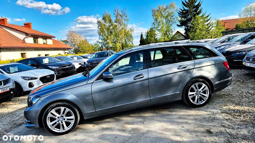 Mercedes-Benz Klasa C 180 BlueEFFICIENCY 7G-TRONIC Avantgarde - 22